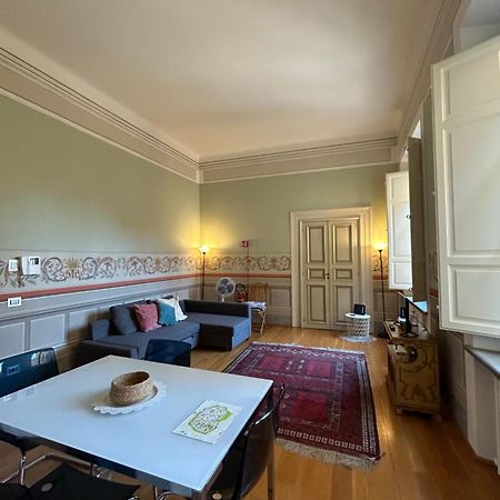 Puccini'S Home, Elegant Apartment In Piazza Puccini Лукка Экстерьер фото