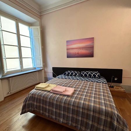 Puccini'S Home, Elegant Apartment In Piazza Puccini Лукка Экстерьер фото